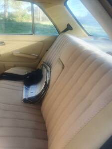 Bild 26/44 von Mercedes-Benz 240 D (1981)