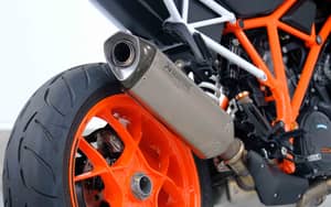 Image 74/83 of KTM 1290 Super Duke R (2018)