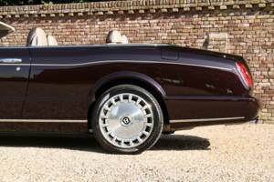 Image 28/50 de Bentley Azure (2008)