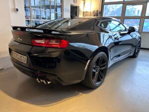 Imagen 8/24 de Chevrolet Camaro 6.2 V8 (2018)