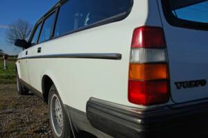 Afbeelding 11/45 van Volvo 245 GL (1991)