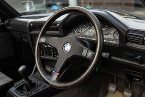 Afbeelding 9/48 van BMW 325i (1990)