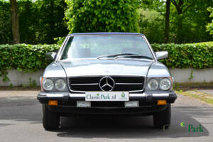 Afbeelding 9/50 van Mercedes-Benz 380 SL (1983)