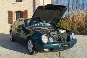 Bild 47/50 von Mercedes-Benz CLK 200 (1997)