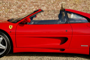 Bild 42/50 von Ferrari F 355 GTS (1997)