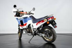 Bild 2/50 von Honda DUMMY (1989)