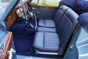 Image 8/50 de Jaguar XK 140 DHC (1957)