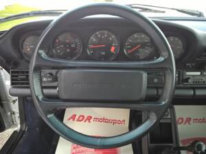 Imagen 20/24 de Porsche 911 Carrera 3.2 (1988)