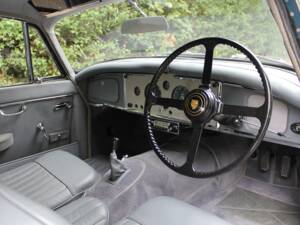 Image 8/16 of Jaguar XK 150 FHC (1958)