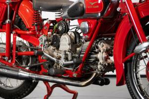Imagen 8/50 de Moto Guzzi DUMMY (1952)