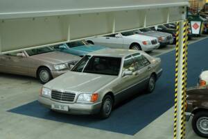 Bild 5/50 von Mercedes-Benz 300 SE (1992)