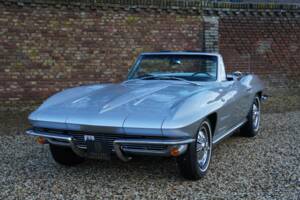 Image 42/50 of Chevrolet Corvette Sting Ray Convertible (1964)