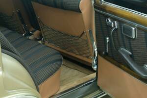 Image 41/50 of Mercedes-Benz 300 SE (1964)