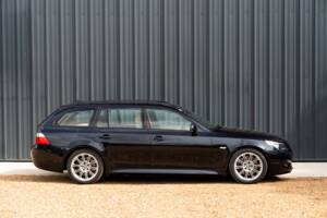 Imagen 44/65 de BMW 545i Touring (2005)