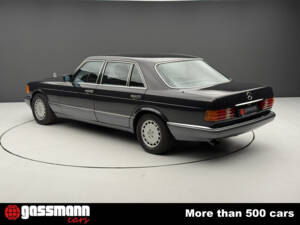 Image 10/15 de Mercedes-Benz 560 SEL (1991)