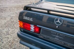 Bild 16/32 von Mercedes-Benz 190 E 2.5-16V (1992)