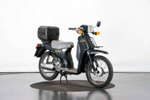 Image 6/44 of Honda SH 50 Fifty (1987)