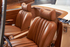 Image 29/55 of Mercedes-Benz 230 SL (1965)