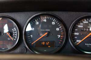Image 13/32 of Porsche 911 Turbo 3.3 (1992)