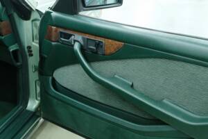 Bild 39/50 von Mercedes-Benz 500 SEC (1988)