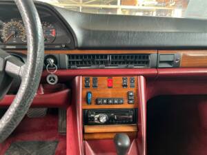 Image 34/42 of Mercedes-Benz 420 SEL (1986)