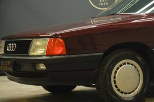 Image 8/50 de Audi 100 - 2.3E quattro (1990)