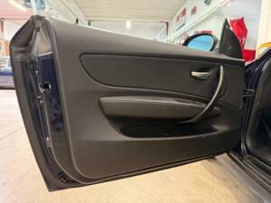 Image 5/18 of BMW 118i (2008)