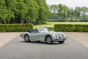 Bild 2/52 von Jaguar XK 120 DHC (1953)