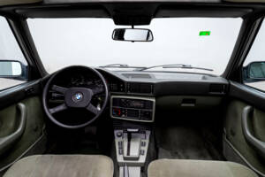 Imagen 22/43 de BMW 528i (1986)