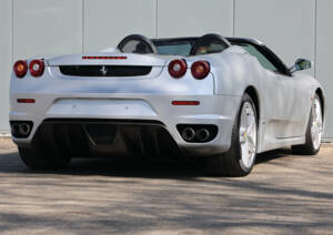 Bild 39/68 von Ferrari F430 Spider (2006)