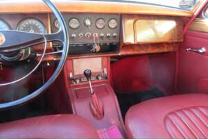 Bild 12/22 von Jaguar Mk II 3.4 (1962)