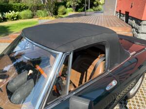 Bild 19/34 von Alfa Romeo 2.0 Spider (1985)