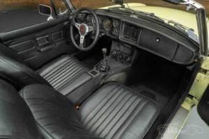 Image 9/19 de MG MGB (1977)