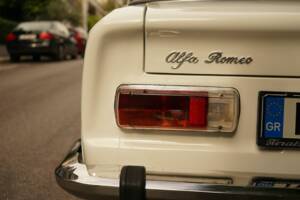 Image 8/100 of Alfa Romeo Giulia Nuova Super 1300 (1977)