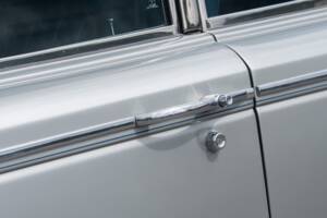 Image 25/50 of Rolls-Royce Silver Shadow I (1973)