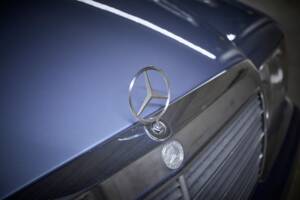 Image 31/100 of Mercedes-Benz 230 TE (1990)