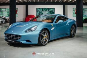 Image 2/25 of Ferrari California 30 (2012)