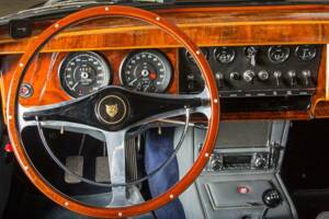 Bild 31/35 von Jaguar Mk II 3.4 (1967)