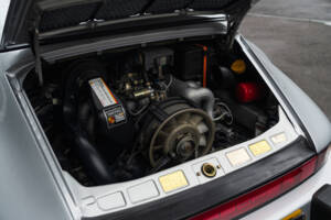 Bild 16/53 von Porsche 911 Speedster 3.2 (1989)