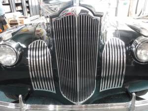 Image 14/50 of Packard 110 (1941)