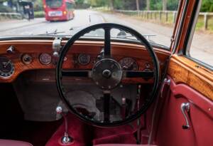 Image 15/25 de Alvis 4.3 Liter Saloon (1937)