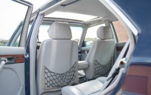 Image 31/72 de Mercedes-Benz 500 SEL (1984)