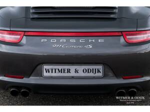 Image 18/47 of Porsche 911 Carrera 4S (2014)