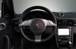 Image 25/40 of Porsche 911 Carrera 4 (2009)