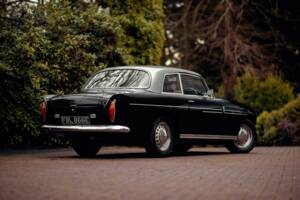 Image 20/50 of Bristol 409 (1967)