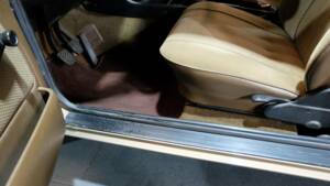 Bild 4/25 von BMW 323i (1983)