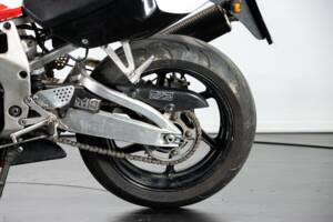 Image 24/41 de Honda DUMMY (1999)