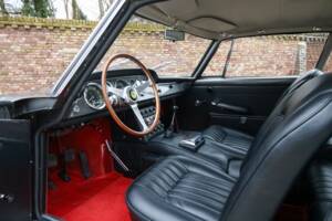 Image 36/50 of Ferrari 250 GT/E (1962)