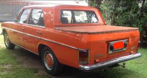 Image 4/23 of Mercedes-Benz 220 D (1973)