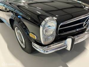 Image 10/19 of Mercedes-Benz 280 SL (1968)